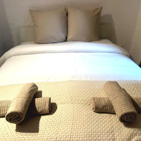 Cozy 1br & Living Near Center * خنت